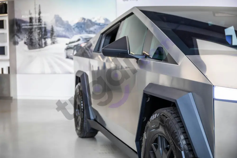 CARS / Electric Cars / Tesla / Cybertruck 