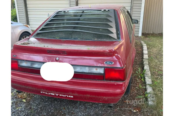 1993 Ford Mustang LX 5.0 Hatchback